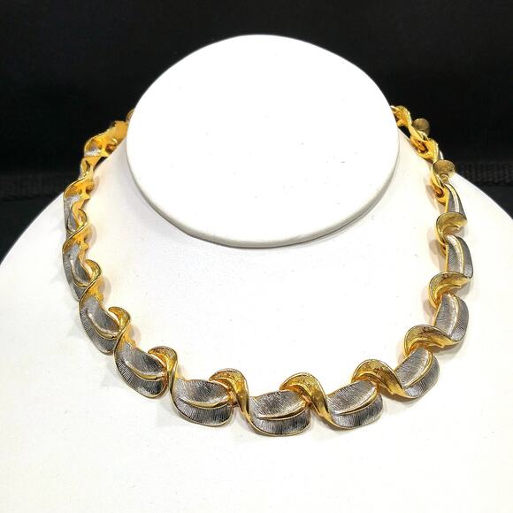 Vintage Gold and Silver Tone Leaf Choker Necklace, 1960s Mid-Century Design - Picture 1 of 10